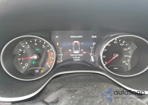 2018 Jeep Compass Latitude из США, поврежденный, VIN 3C4NJDBB3JT307255